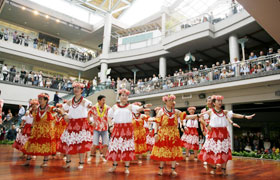 Spectators from the first floor to the third floor watched. They enjoyed the performance of Obama Girls and Obama Boys.
